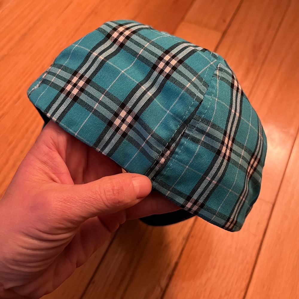 Volcom Baseball Hat - Picture 2 of 3